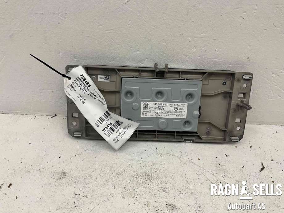 Bilstereo navigasjon skjerm til Audi Q3 2019-->> (Type II)  (83A 919 620|83A 919 620 A|)