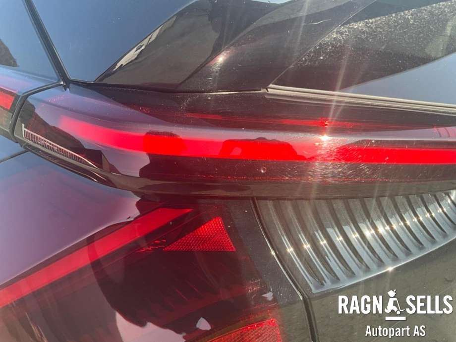 Baklykt venstre indre til Citroën ë-C4 2020-->> (98 311 206 80|)
