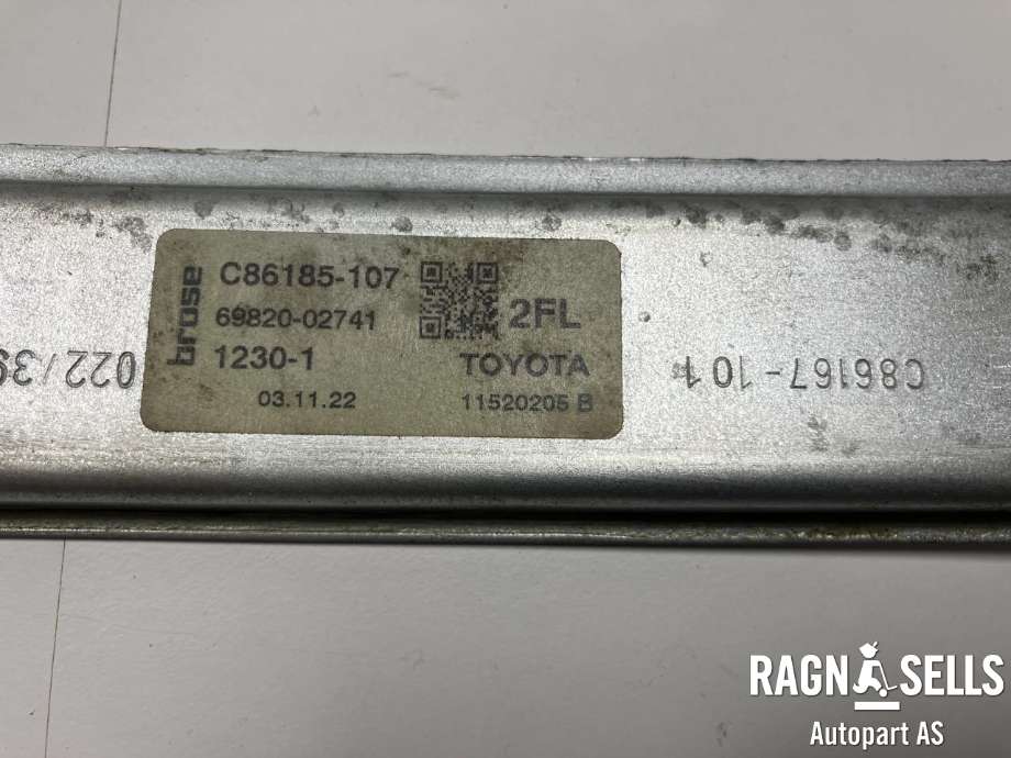 Ruteheis venstre foran til Toyota Corolla 2019-->> (85701-02090|)