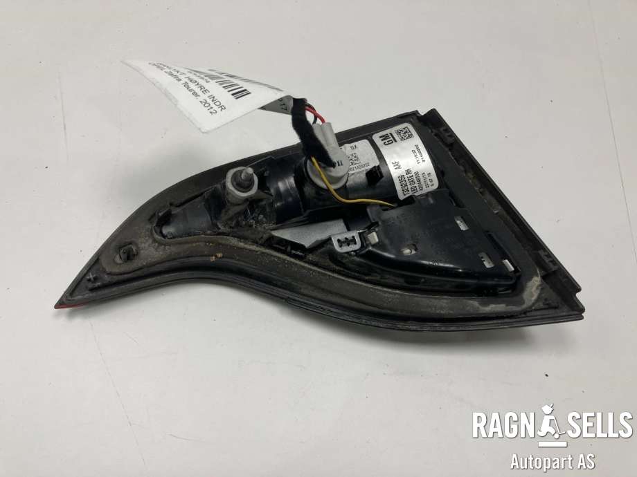 Baklykt høyre indre til Opel Zafira Tourer 2012-2018  (428448700|13292359|)