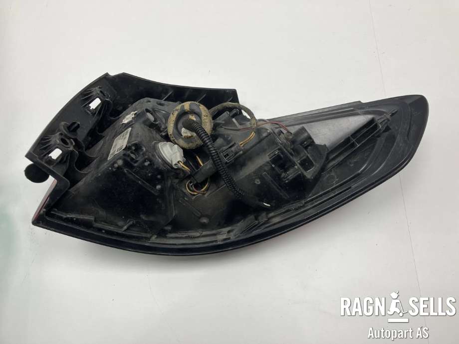 Baklykt venstre ytre til Opel Zafira Tourer 2012-2018 (13292361|428448700|)