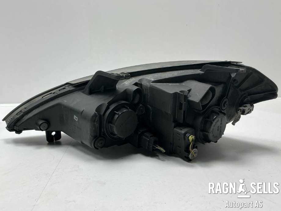 Frontlykt høyre halogen til SsangYong Kyron 2006-2008 (N/A|)