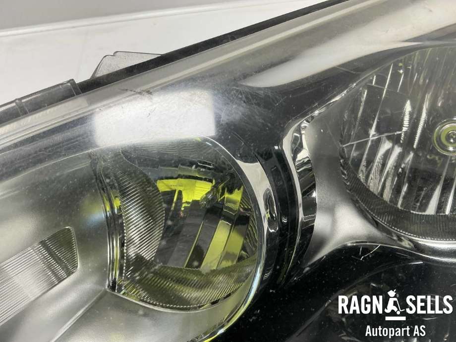 Frontlykt venstre halogen til Kia Rio 2011-2017 Type III  (92101 1W280|)