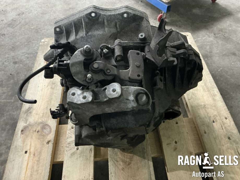 Girkasse manuell til Opel Zafira Tourer 2012-2018 (MYJ|)