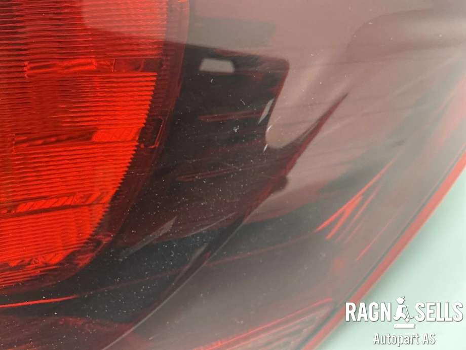 Baklykt høyre ytre til Opel Astra J 2010-2015  (1222424|13314051|)
