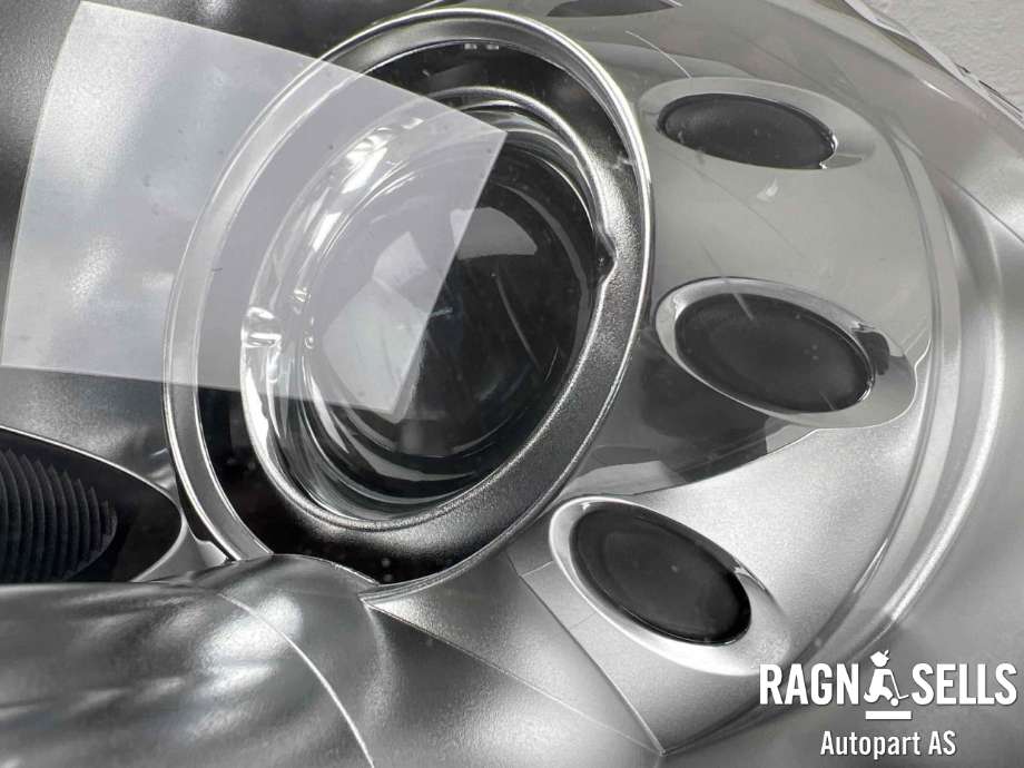 Frontlykt venstre xenon til Mini Countryman 2010-2016 (R60) (R60) (63 12 9 807 479||0 301 267 273)