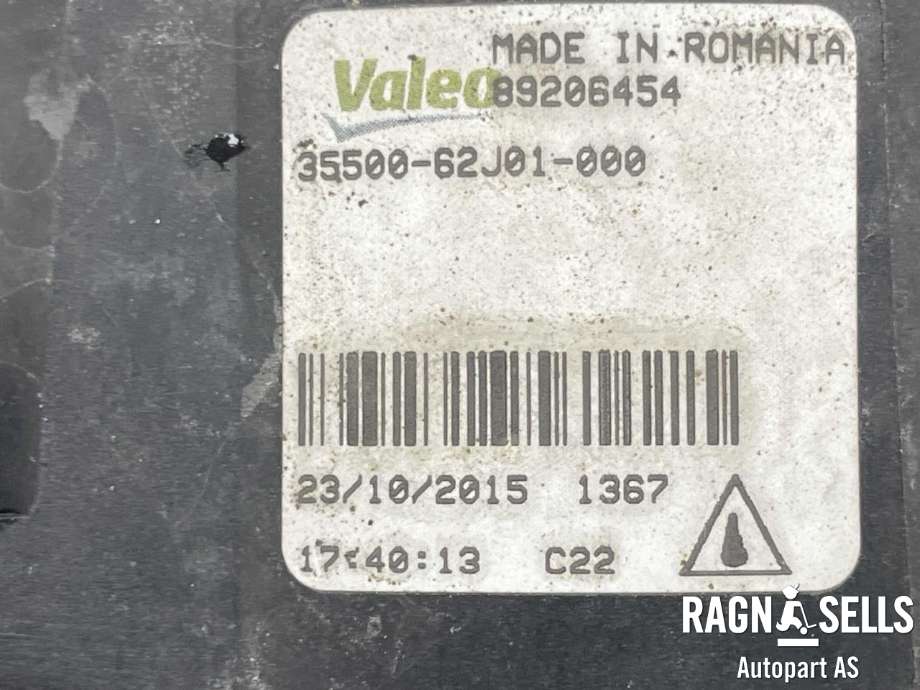 Tåkelykt venstre foran til Suzuki Vitara 2015-->> (Type IV) (35500-62J01||35500-62J01-000)