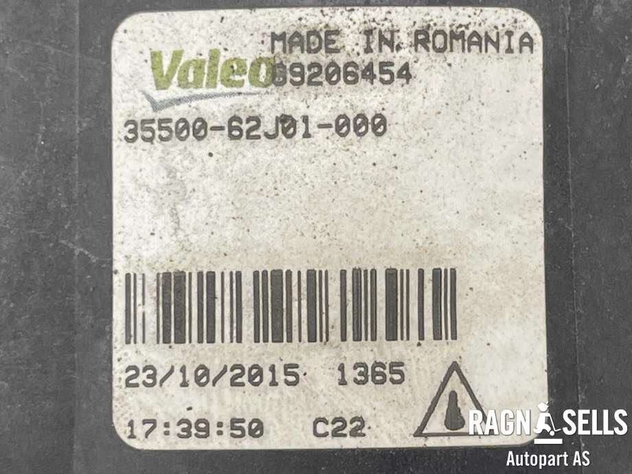 Tåkelykt høyre foran til Suzuki Vitara 2015-->> (Type IV)  (35500-62J01||35500-62J01-000)