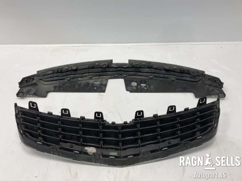 Grill midt til Chevrolet Cruze, 2012-2015 (95088007)