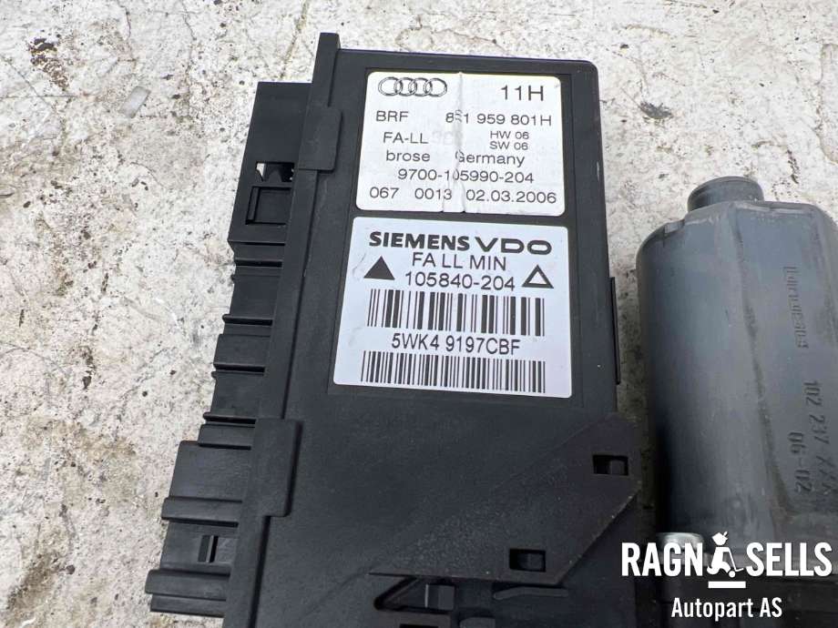 Ruteheis, kun motor, venstre foran til Audi A4 2004-2008 (Type III) (B7) (B7) (5WK4 9197CBF|8E1959801H|)