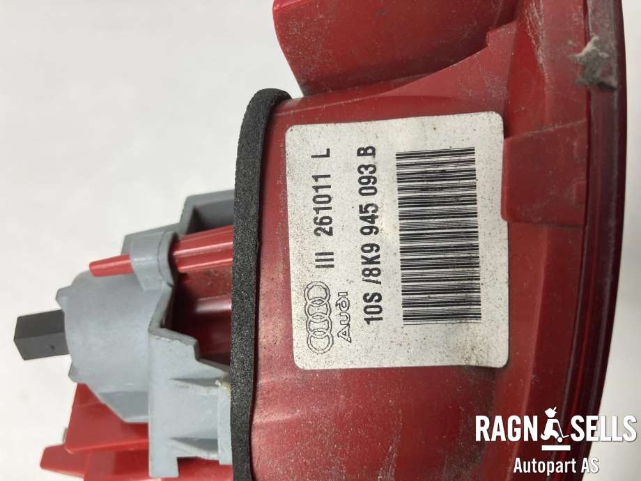 Baklykt venstre indre til Audi A4 2007-2014 (Type IV) (B8) (B8) (8K9945093B|)