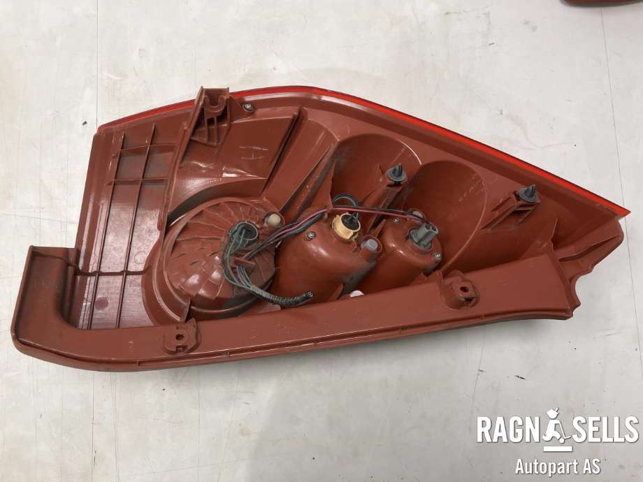 Baklykt høyre til Mazda 5 2005-2010 (Type I) (C235-51-170E|)