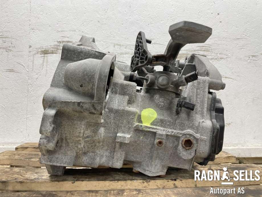 Girkasse manuell til VW Caddy 2015-2020 (Type III, Fase 3)  (0A4 300 054 P|0A4 300 054 PX|TLE)