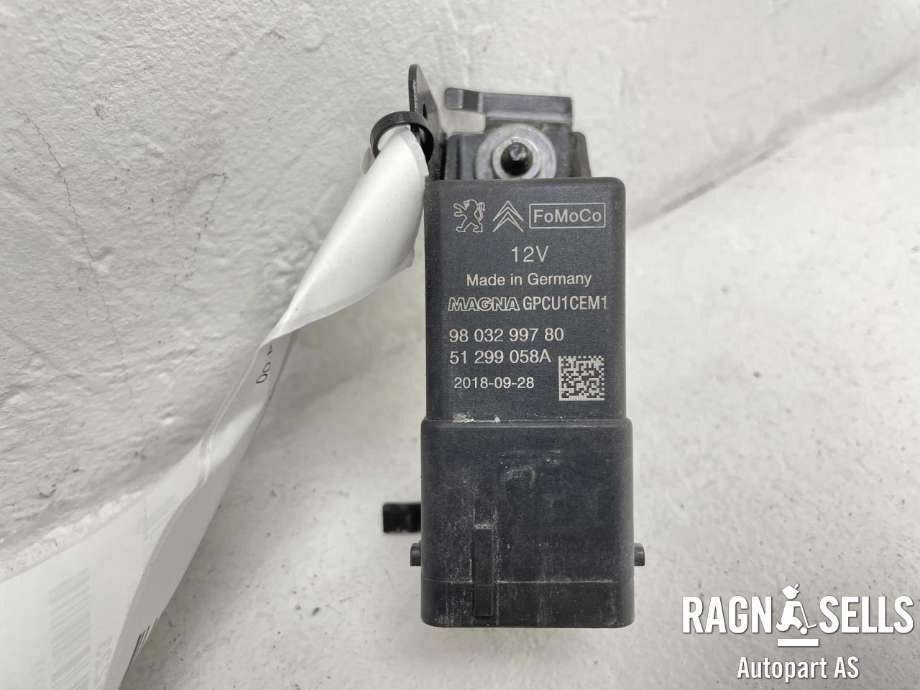 Rele gløde til Peugeot Expert 2016-->> (Type III) (9803299780|51299058A|)