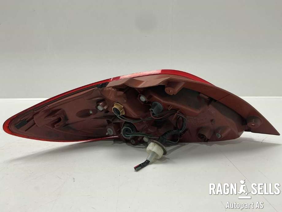 Baklykt høyre til Mazda 2 2011-2014 (Type II, Fase 2)  (D651-51-150M|)