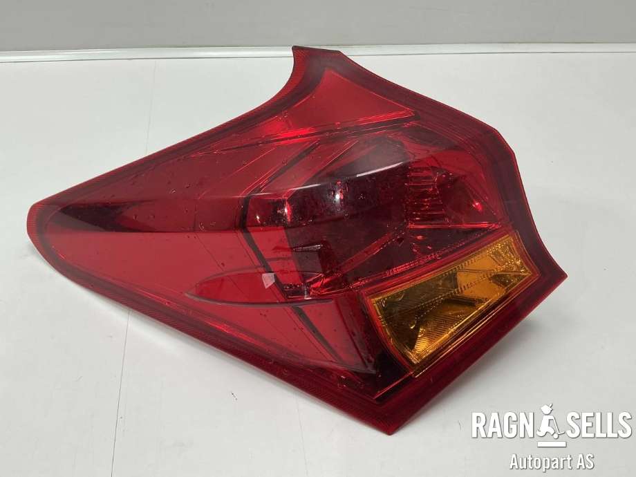 Baklykt venstre ytre til Toyota Auris 2013-2015 (Type II, Fase 1) (8156102730|)