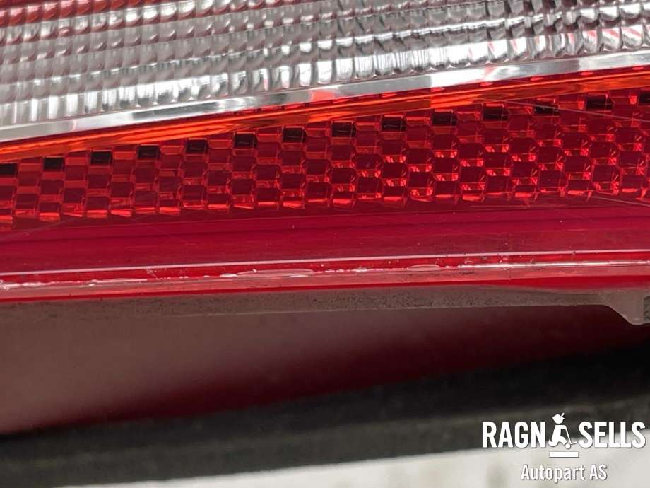 Baklykt høyre indre til VW Passat 2011-2015 (B7) (B7) (3AF 945 308 E|)