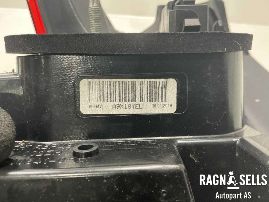 Baklykt høyre ytre til Peugeot 2008 2013-2019 (Type I) (98 147 459 80|)