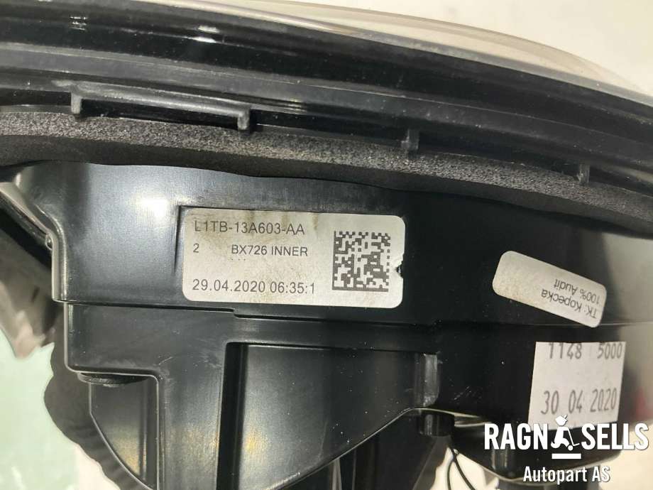 Baklykt venstre indre til Ford Puma 2019-->>  (2579089|L1TB13A603AA|L1TB13A603AD)