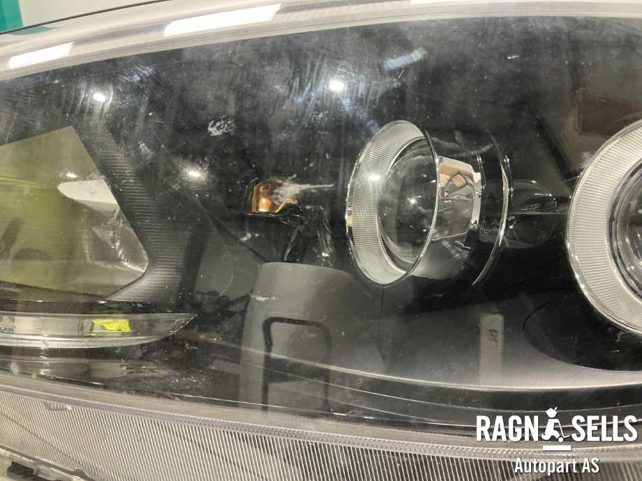 Frontlykt venstre halogen til Hyundai Tucson 2015-2020  (92101D7200|)