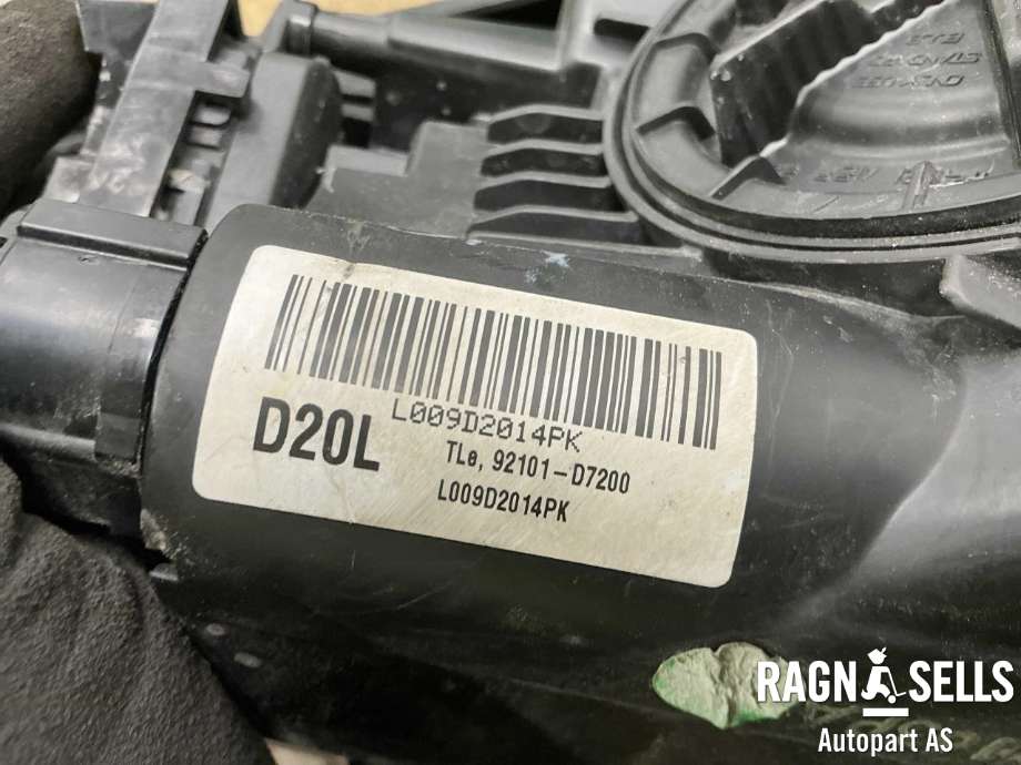 Frontlykt venstre halogen til Hyundai Tucson 2015-2020  (92101D7200|)