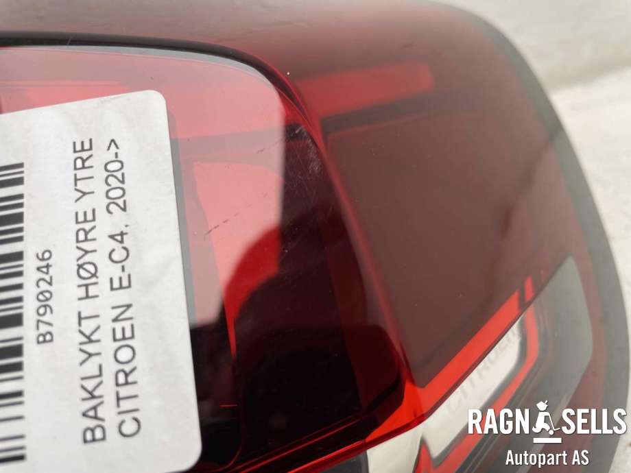 Baklykt høyre ytre til Citroën ë-C4 2020-->> (98 311 000 80|)
