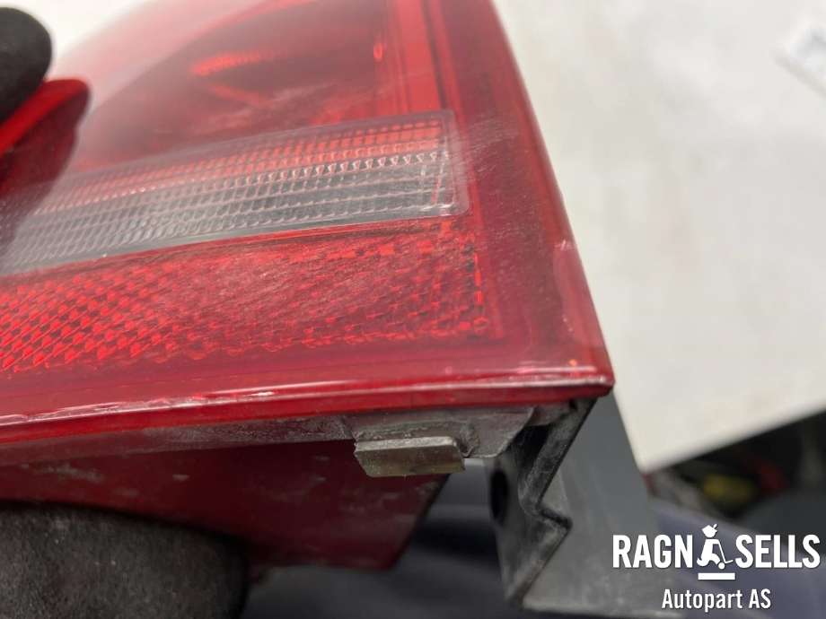 Baklykt venstre ytre til VW Passat 2011-2015 (B7) (B7) (3AF 945 207 B|)