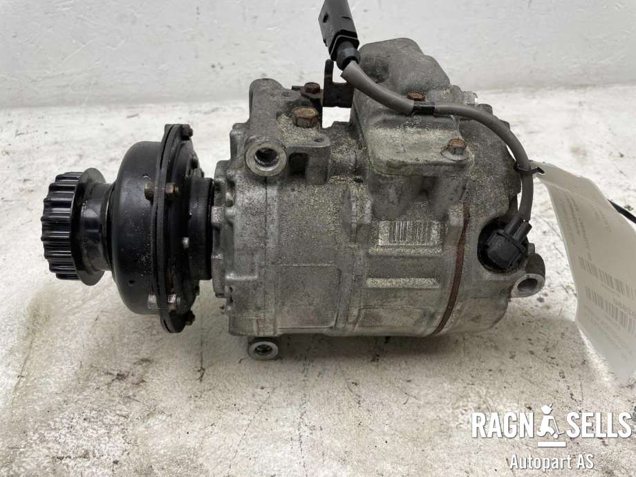 Aircondition kompressor til VW Transporter / Caravelle 2003-2009 (Fase 1) (T5) (T5) (7H0820805J|3D0820805B|3D0820805E|3D0820805G|7H0820805A|7H0820805B|7H0820805C|7H0820805E|7H0820805F|7H0820805G|7H0820805H|)