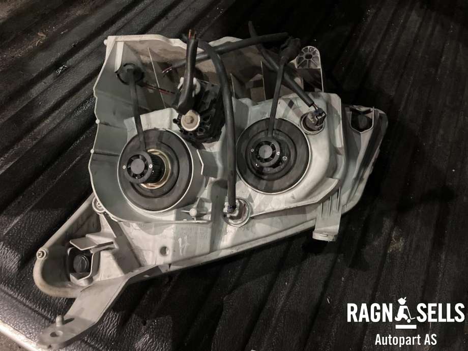 Frontlykt høyre halogen til Isuzu D-Max 2012-2017 (Type II, Fase 1) (8-98222-277-2|8-98253-039-1|)