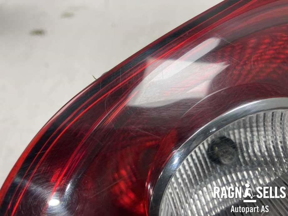 Baklykt høyre indre til VW Passat 2005-2010 (B6) (B6) (3C8945094F|)
