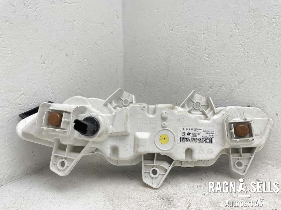 Kjørelys led venstre foran til Peugeot 208 2019-->> (Type II)  (98 242 414 80|)