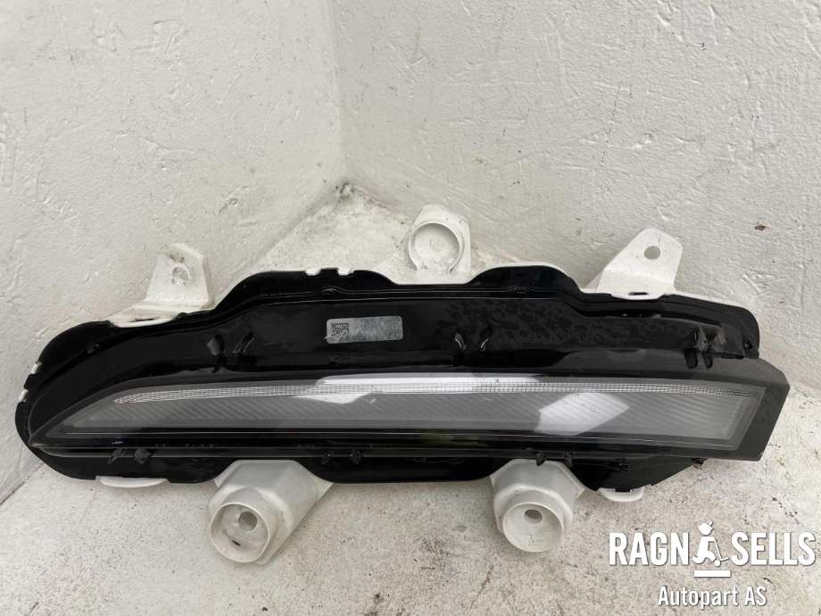 Kjørelys led høyre foran til Peugeot 208 2019-->> (Type II)  (98 330 361 80|)