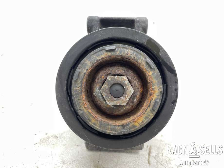 Aircondition kompressor til Audi A4 2007-2014 (Type IV) (B8) (B8) (DENSO|8K0 260 805 L|447190-6909|4E0260805J|4F0260805AA|4F0260805AC|4F0260805AE|4F0260805AG|4F0260805AL|4F0260805AN|4F0260805AP|4F0260805G|4F0260805J|4F0260805M|4F026080)