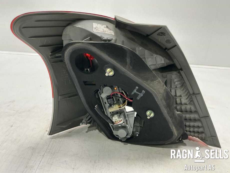 Baklykt høyre til Toyota Yaris 2009-2011 (Type II, Fase 2) (815510D250|)