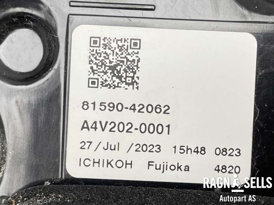 Baklykt venstre indre til Toyota RAV4 2019-->> (Type V)  (8159142062|)