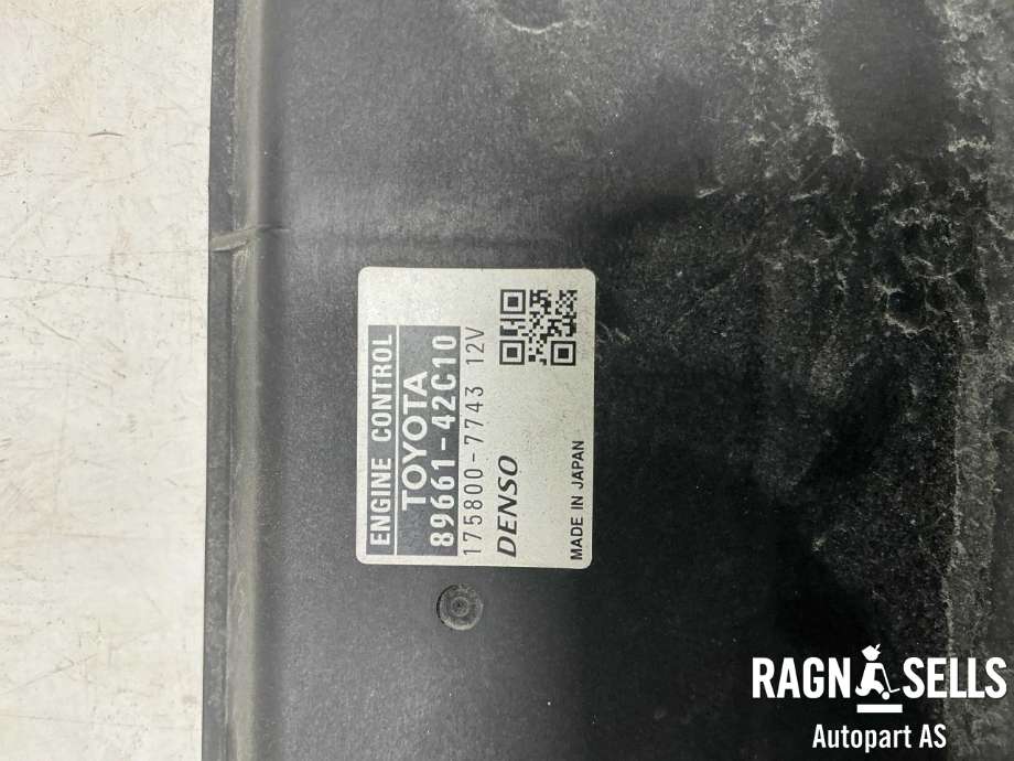 Styreenhet motor til Toyota RAV4 2006-2009 (Type III, Fase 1)  (8966142C10|)