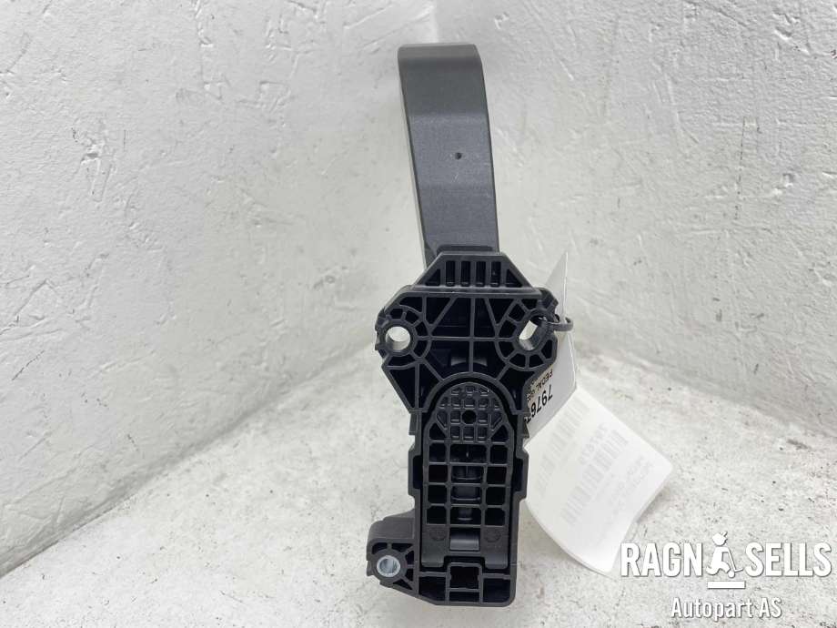 Pedal gass til Peugeot 208 2019-->> (Type II)  (9827704480|6PV01352401|)