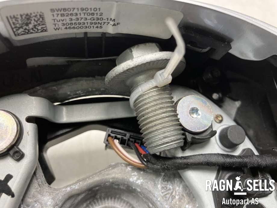 Ratt til BMW 5-Serie 2017-->> (G30/G31) (G30/G31) (32 30 8 008 186|)