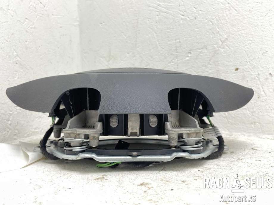Airbag rattpute til Mercedes Vito/Viano 2010-2014 (Fase 2) (W639) (W639) (A63998600300|A 639 860 03 00|A 639 860 21 02|A 639 860 25 02)