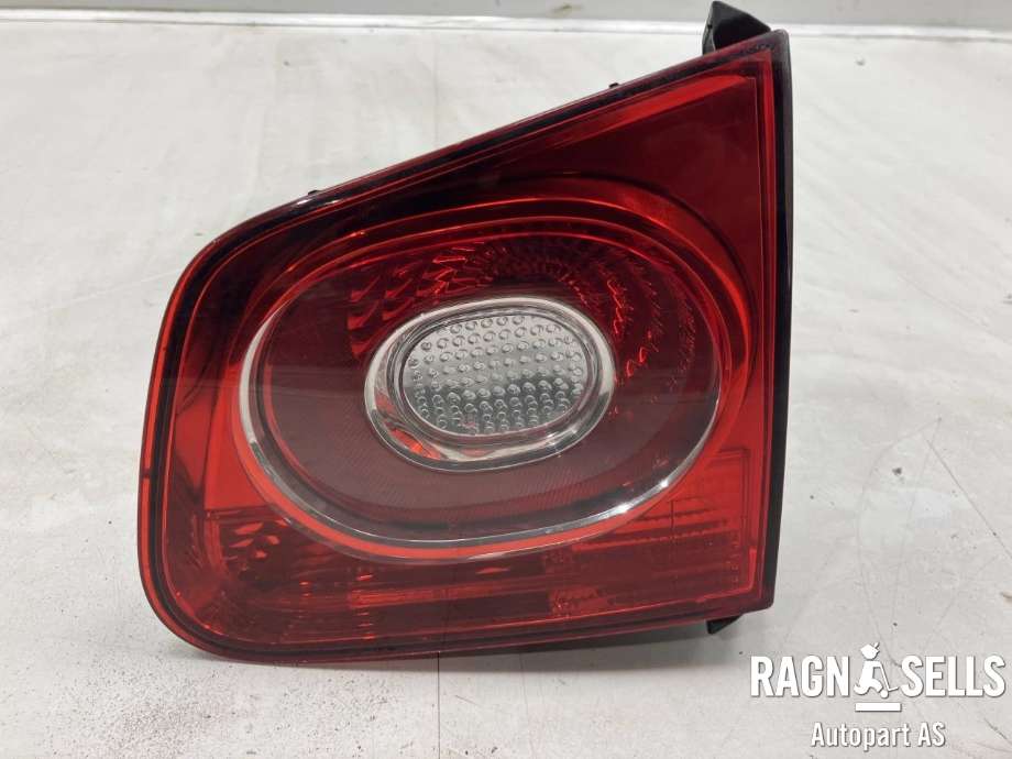 Baklykt venstre indre til VW Tiguan 2007-2011 (Type I, Fase 1) (5N0 945 093 B|)
