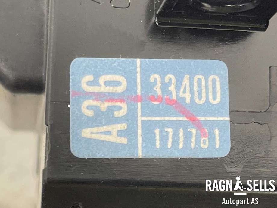 Bryter blink til Toyota RAV4 2019-->> (Type V)  (8432933090|)