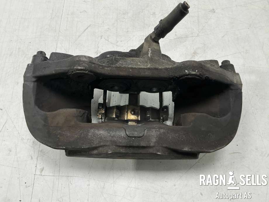 Bremsecaliper venstre foran til Mercedes C-Klasse 2014-2018 (Fase 1) (W205) (W205) (A 011 421 95 98|)
