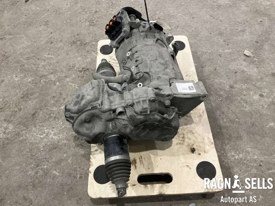 Motor hybrid bakaksel til BMW X2 2018-->> (F39) (F39) (12 35 4 A11 D13|)