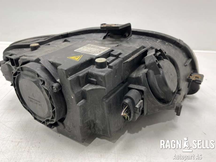 Frontlykt venstre xenon til Audi A4 2004-2008 (Type III) (B7) (B7) (8E0 941 029 AS|)