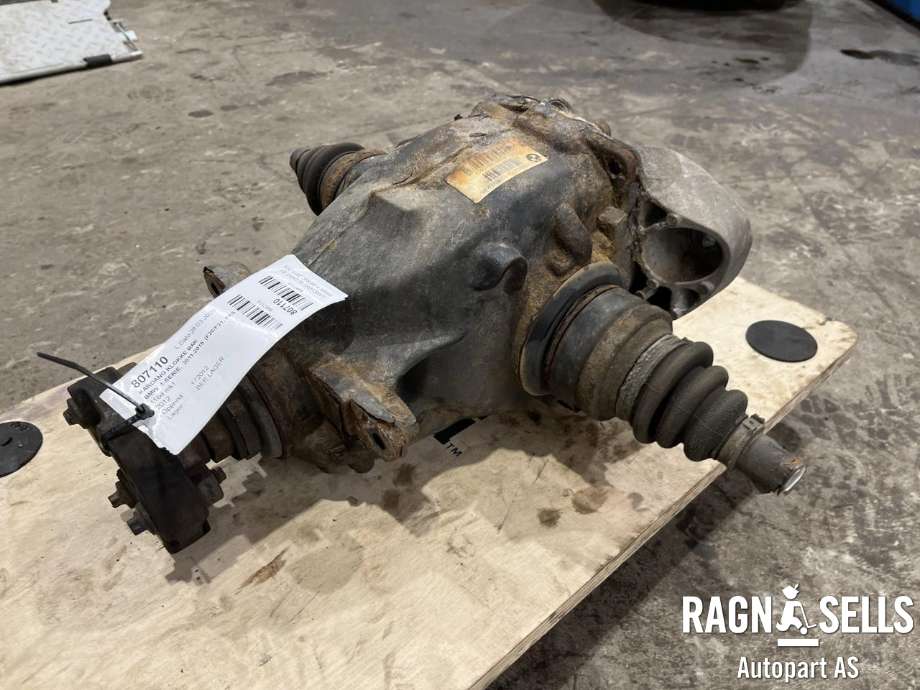 Kardang klokke bak til BMW 1-Serie, 2011-2015 (Fase 1) (F20/F21) (F20/F21) (33 10 7 599 472)