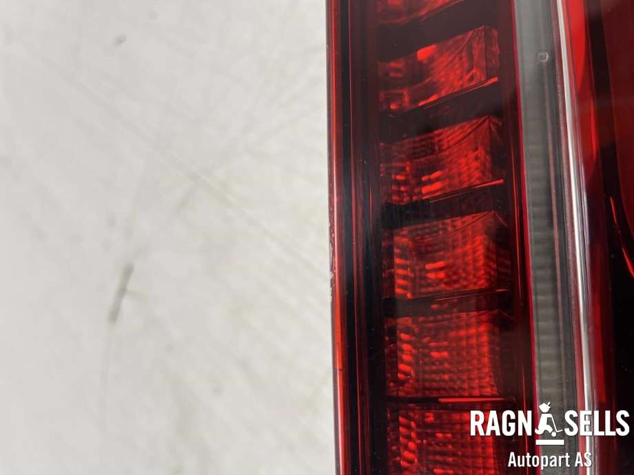 Baklykt venstre indre til Jaguar I-PACE 2018-->>  (T4K1834| J9D313A421CB|453123486| J9D313A421CD|)