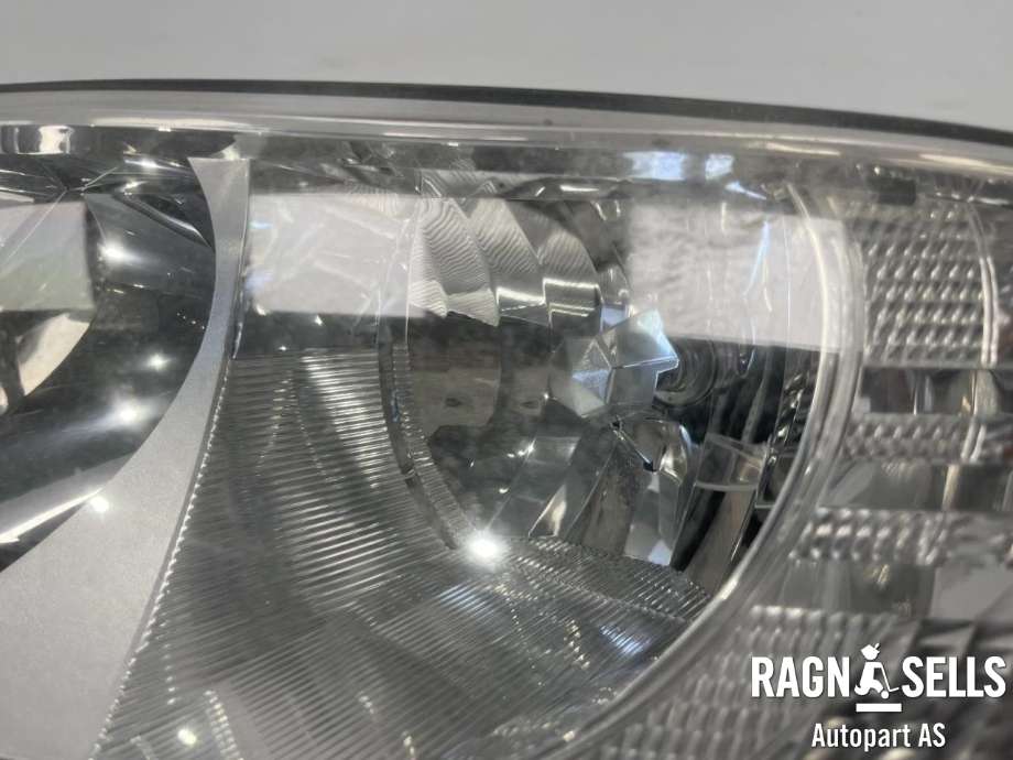 Frontlykt venstre halogen til Škoda Octavia 2005-2008 (Type II, Fase 1) (1Z1 941 017 P|)