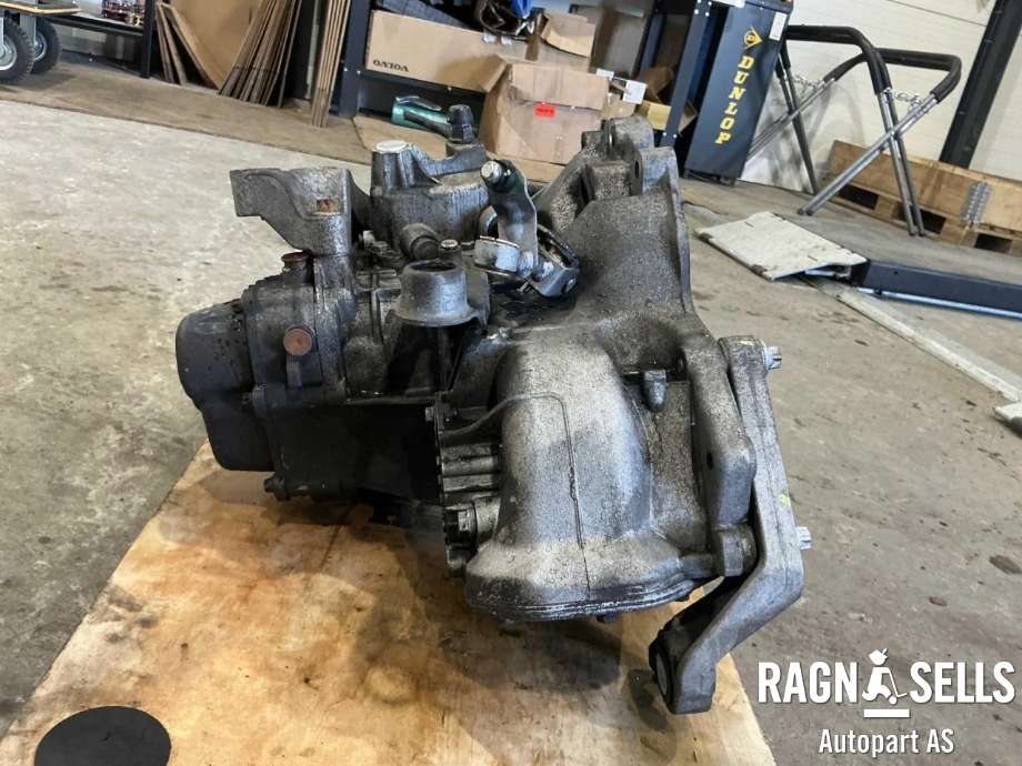 Girkasse manuell til Opel Corsa D 2006-2014  (702080|93190990|98500181|M26)