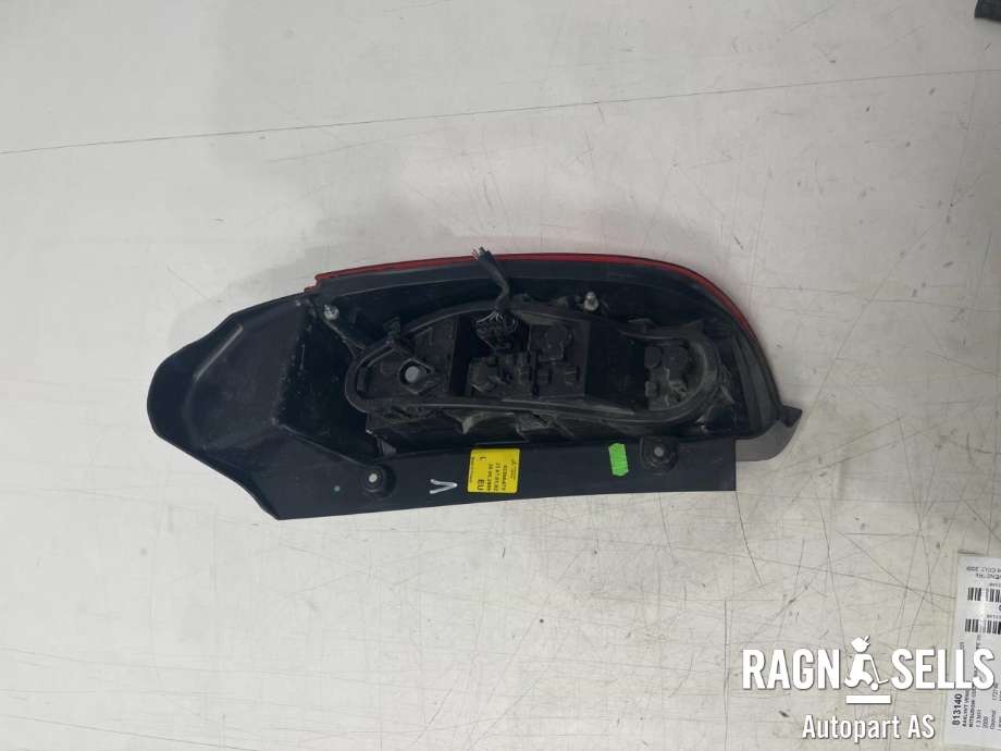 Baklykt venstre til Mitsubishi Colt 2009-2013 (Type VII, Fase 2) (8330A701|)