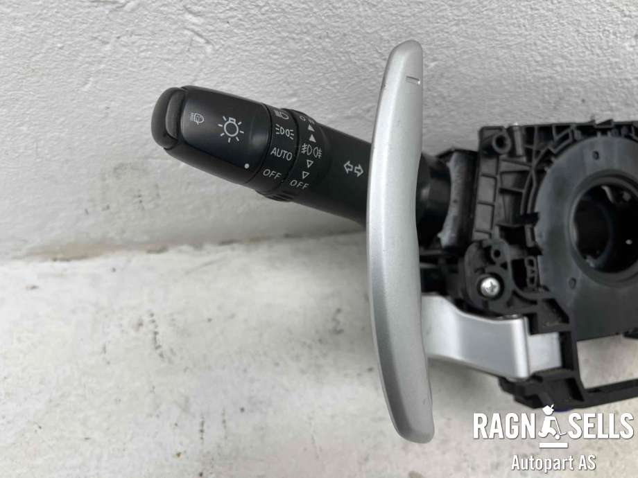 Bryter combi til Mitsubishi Outlander 2015-->> (Type III, Fase 2)  (8617A240|8600A581|2401A008)